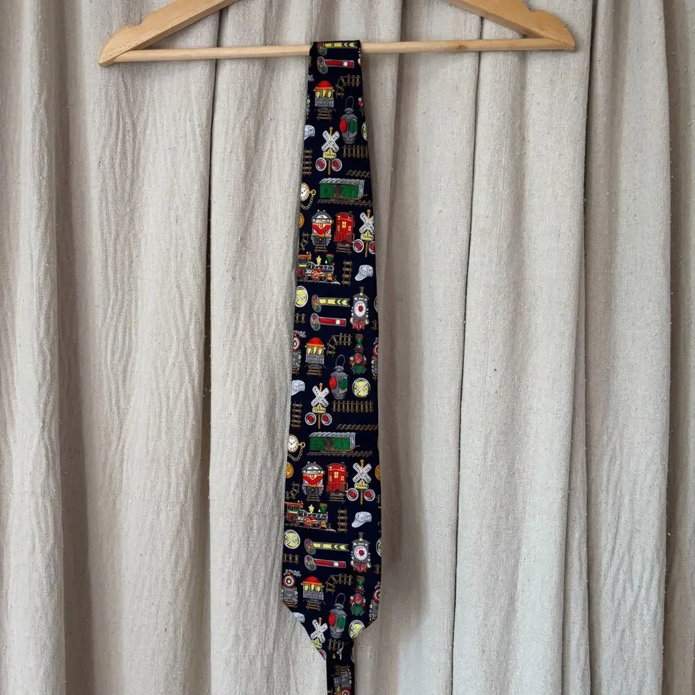 Alynn Neckwear 100% Silk Tie Navy Blue‎ Railroad Train Theme Novelty USA Made
